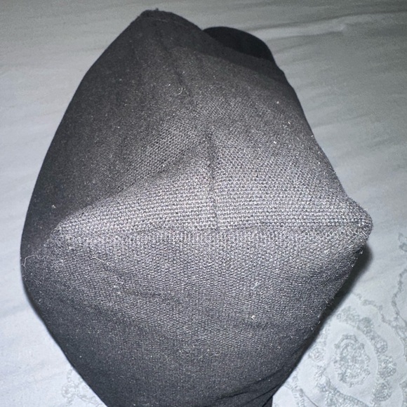 Bags and Ribbon - Picture 8 of 14